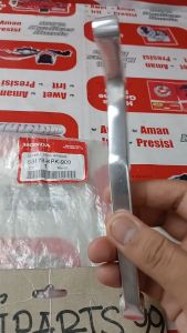 Handle kopling kiri  Lever L Steering Handle CBR 150 R CBU THAILAND original honda 53178KPK900