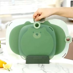 Thớt nhựa kháng khuẩn Moli-food cao cấp có móc treo chống trượt chống ẩm mốc dễ vệ sinh (set 2 chiếc)