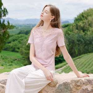 XIANGYING | Lace Trim Design V-Neck Stylish Lightweight T-Shirt Fall New Arrivals