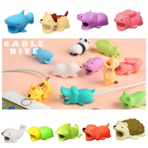 Cute Cartoon USB Data Cable Protector Anti Breaking Protective Sleeve Random Color and Style Delivery