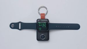 JOYROOM Portable 2000mAh Wireless Charger Compatible for Appl* Watch Series 8/7/6/5/4/3/2/SE/Ultra Compact Magnetic iWatch Charger Keychain Style Travel Essentials (Black)