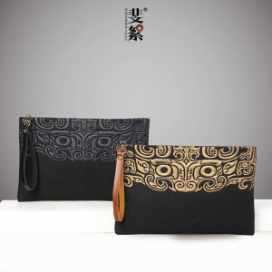 Fxiu Retro Style Canvas Handbag for Men Embroidered Animal Pattern Flat Handheld Envelope Bag Casual Youth Zipper Closure