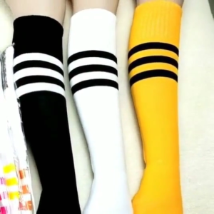 ✨✨✨ 1คู่ ถุงเท้าฟุตบอล กีฬา ถุงเท้าฟุตบอลฝ้าย ใส่สบาย ระบายอากาศดี ถุงเท้าฟุตบอลสำหรับผู้ใหญ่ เด็ก ถุงเท้ากันลื่น Soccer Sock