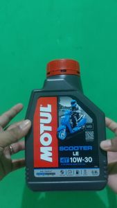 Oli Motul Matic Scooter LE 4T 10W-30 800 ML