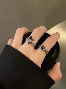 Nicedays🍒Cincin Paku Gaya Gelap/Cincin Tekstur Kepribadian Sederhana Wanita/Cincin Paduan Terbuka Pasangan COD