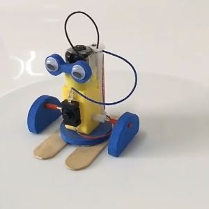 Mainan Edukasi Rakitan Elektrik DIY Robot Merangkak Buatan Sendiri Untuk Edukasi Sains Anak