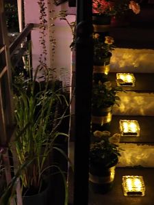 Lampu Taman Hias Tanam Ice Brick Solar Water LED 0.2W - DT106 DUTRIEUX