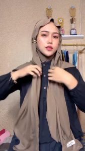 Pashmina Inner Trend Ramadhan 2025 - Pashmina Meleyot bahan Jersey Sangat Nyaman dipakai size 90 x 75 cm