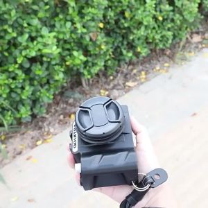 ชุดเคสกล้อง Insta360 GO Ultra  แบบ Street Grip สำหรับถ่ายวิดีโอบล็อก มาพร้อม เลนส์ฟิลเตอร์ UV และฝาปิดเลนส์