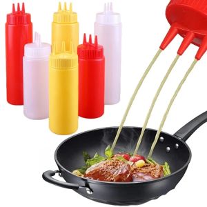 [Random Color]3-Hole Squeeze Bottle Plastic Ketchup Salad Dressing Condiment Dispenser