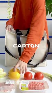 กระเป๋าสะพายข้าง ผ้าใบกันน้ำ สะพายไหล่ ขนาดใหญ่ รวม Laptop Taplet พกพาสะดวก Carton Bag Kidnap ME สำหรับกับผู้ที่มีความนิยมในการสอนและวัดเวลา