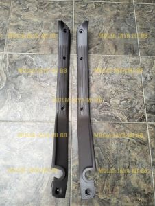 Plastik Lis Lantai Fuso Fighter PS190/PS220/Fuso Built Up 6D228DC/Jepitan Karpet Lantai FUSO