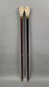 Classic Vintage Resin Lion Handle Walking Cane Red Wood Stick Decorative Men And Women Walking Stick