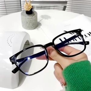 Trendy Ultra-lightGraded Glasses for Nearsighted for Men and Women 0-500 Anti-radiation Computer Myopia Glasses