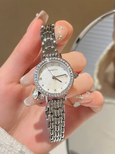 นาฬิกาข้อมือผู้หญิง JENISMAN รุ่น 1858 แฟชั่น กลไกควอตซ์ สายโลหะ หน้าปัดกลม ขนาดเล็ก เครื่องประดับแบบมีสายสร้อย