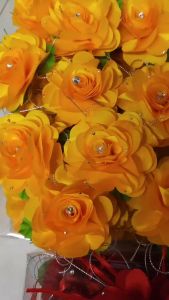 HOA HỒNG CÀI ÁO ĐÍNH ĐÁ SIÊU ĐẸP