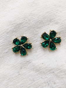 Elegant Small Green Flower Geometric Silver Needle Classic Artistic Atmosphere Ear Studs Versatile Fashion Jewelry B839