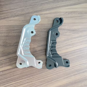 ( Hàng Mới Về )🧩 PÁT TRƯỚC ADV_ ĐI ĐĨA SIZE 260MM/267MM_ XÀI HEO 2 PISTON ĐỐI XỨNG. Có 2 Màu Trắng Và Đen Nhé Ae!!!