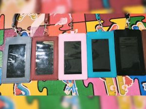 ALIKA GROSIR Cod Tempat Id Cards Holder Name Tag Kulit 3 Slot Kartu Nama Karyawan Keren