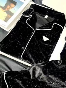 Bộ Đồ Ngủ Lụa Nhung Dài Tay Thời Trang Cho Nữ Bộ Đồ Ngủ Lụa Nhung Mùa Thu Đông Thường Ngày Có Khóa Kéo Trang Trí Kim Cương