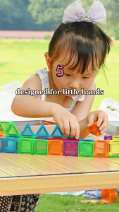 Romboss 3.75cm 26/40pcs Mini Magnetic Tiles Travel Set with Iron Box Educational Portable Magnet Toys for Toddlers Magnetic Construction Set