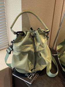 Large Capacity Drawstring Bucket Bag Womens Casual Multi-Pocket Crossbody Light Nylon Bag Commuter Bag Tote Handbag
