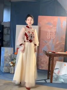 【ReadyStock】2024 New Fashion Chinese Traditional Wedding Dress【现货】中式敬酒服新娘2024新款高级感酒红色结婚礼服订婚连衣裙纱裙长袖
