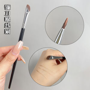 MUTINCT Eyeliner Brush Knife Edge Flat Head Makeup Highlighting Blending Cheekbone Shading Nose Wings Smudging Cosmetic Brush