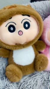 (พร้อมส่งในไทย) ตุ๊กตา ชินจัง ตุ๊กตาผ้าฝ้าย เนื้อกำมะหยี่ น่ารักๆ ขนาด 23-25cm. Chinjang doll ตุ๊กตาชินจัง ตุ๊กตาตู้คีบ