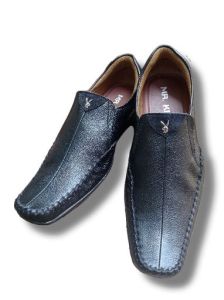 SEPATU KULIT PANCONG