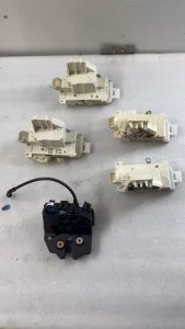 KHÓA NGẬM CÁNH CỬA FORD MONDEO 2003 4 CÁNH. KHÓA NGẬM CỐP HẬU FORD MONDEO 2003