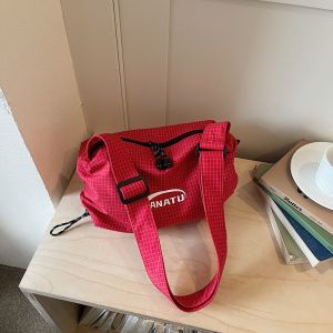 SALUTATION | Sporty Crossbody Bag