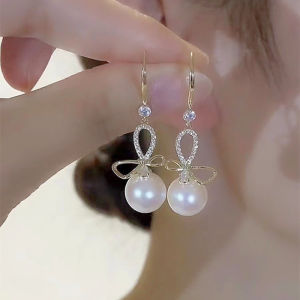 Trendy Pearl Butterfly Knot Earrings New 2025 Elegant Versatile Design Sensation Celebrity Lady Fashion Jewelry Accessories