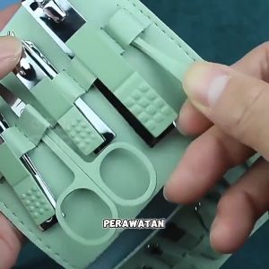 Gunting Kuku Set 16 in 1 Stainless Steel Perawatan Manicure Pedicure Pinset