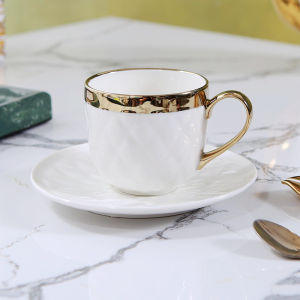 Gold Plated Ceramic Pineapple Cup European Style Coffee Set Afternoon Tea Cup Dish Set Luxury Minimalist Craftsmanship