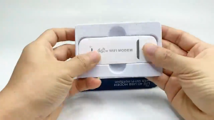 【Siap】Modem WiFi 4G 150Mbps All Operator LTE USB MIFI Dukungan 10 Perangkat COD