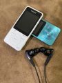 Máy nghe nhạc SONY WALKMAN NW-S14 8GB cũ giá rẻ có Blutooth. 