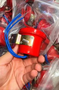 COMBO 10còi xi nhan tít tít còi lùi..điện 12v và 24v dành cho ô tô xe máy. Còi xi nhan vỏ đỏ