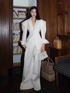 French Style Simple Shoulder-Padded Slim Waist Coat And Loose Casual Trousers