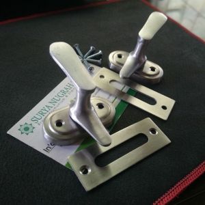 Grendel Handle Kunci / Panolet Jendela / Rambuncis Aluminium Kecil/Oval Dof full