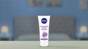 Tinh Chất Dưỡng Thể NIVEA Extra Bright Dưỡng Sáng Da Mịn Da (180 ml) - 88314 - (Bao Bì Thay Đổi Theo Từng Đợt Nhập Hàng)