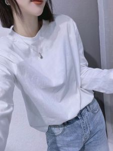 Áo Thun Cotton Tay Dài Màu Trắng Cho Nữ Mùa Xuân Thu Phong Cách Mới Dáng Rộng Thoải Mái in Họa Tiết Cổ Tròn