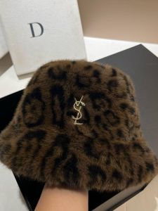 Fashionable Fisherman Hat for Women 2025 New Style Autumn Winter Leopard Print Faux Mink Fur Bucket Hat Casual round Top Short Brim