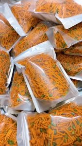 Bim bim que đậu hà lan túi 500g Lets Nuts đồ ăn vặt tuổi thơ giòn tan hương vị đậm đà ăn là ghiền