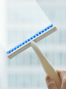 Dust Removal Window Screen Brush Home Use Gap Brush for Window Screen Cleaning No Need to Remove Or Wash Easy to Use