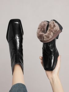 Fleece Lined Martin Boots Womens Short Boot Winter New Style Sheepskin Fur Integrated Snow Boots Thick Heel Square Head Booties