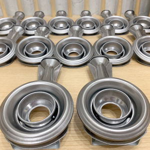 Điếu inox 82 Họng Đầu Đốt LỚN chia lửa bếp gas cho mâm LỚN 82mm  - [LINH KIỆN PHỤ TÙNG THAY THẾ BẾP GA] - ( Bass + Vít)