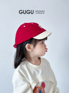 หมวกเบสบอลทรงสั้นสีแดงสำหรับเด็ก หมวกแฟชั่นเกาหลี หมวกเบสบอลแบบมีตัวอักษรสำหรับเด็กชายและเด็กหญิง หมวกแฟชั่นฤดูใบไม้ผลิและฤดูใบไม้ร่วง