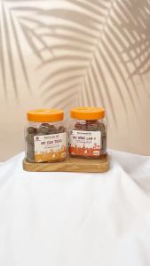 Ô mai Mơ Hồng Lam 4 - Là ô mai tách hạt sản phẩm thuộc dòng cao cấp Hồng Lam ô mai có vị chua ngọt cam thảo