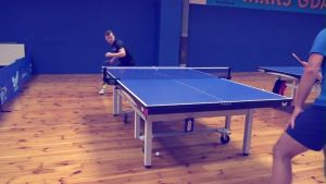 ยางปิงปอง Sword รุ่น 2000F 2 แผ่น ดํา+แดง